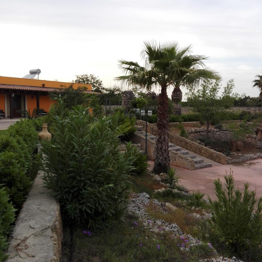 Relais La Giara Pension Manduria Buitenkant foto